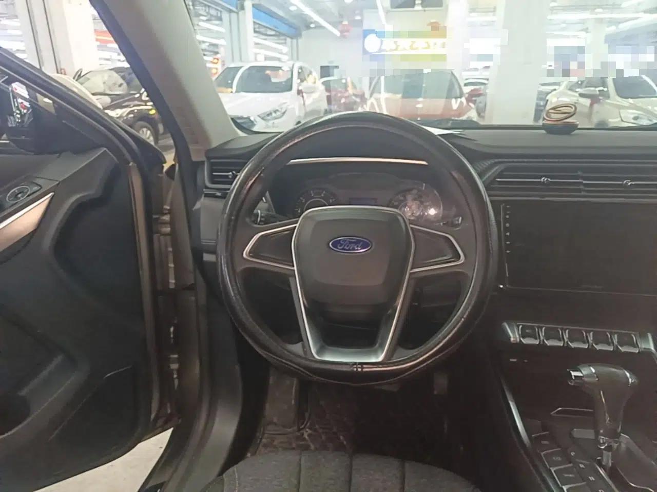 Ford Territory 2019 Custom Edition — миниатюра 13