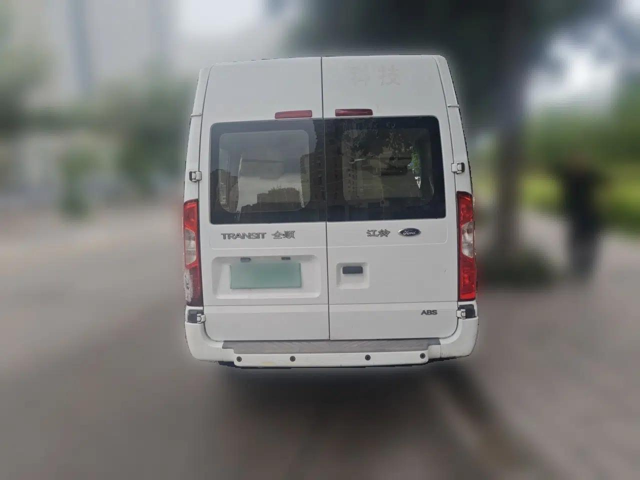 Ford Transit Custom 2016 2.4T Short Wheelbase 7-Seater Mid-Height Luxury Passenger Van — миниатюра 5