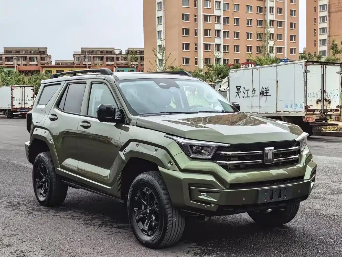 Tank 400 New Energy 2024 Hi4-T Off-Road Edition — миниатюра 1