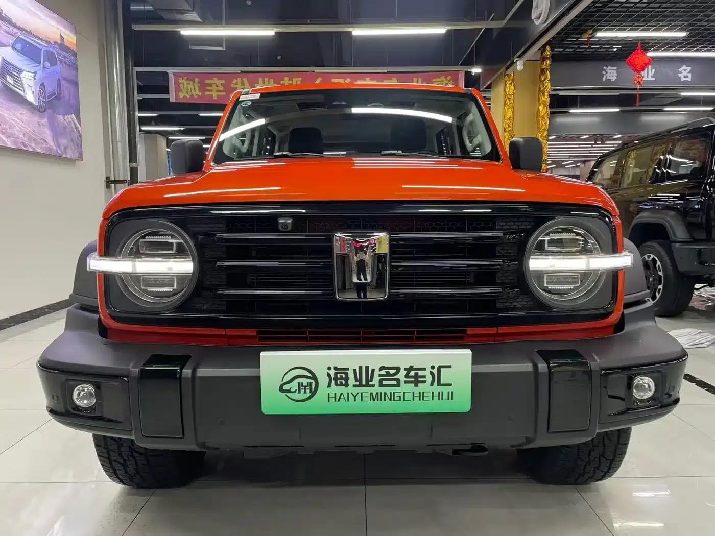 Tank 300 New Energy 2025 Hi4-T 37.1kWh — миниатюра 2