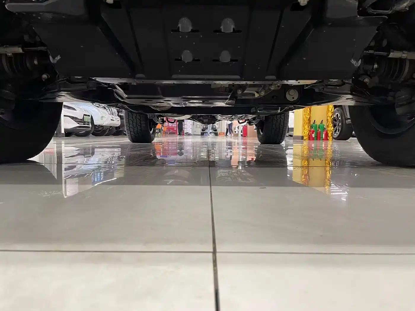 Tank 300 New Energy 2025 Hi4-T 37.1kWh — миниатюра 18
