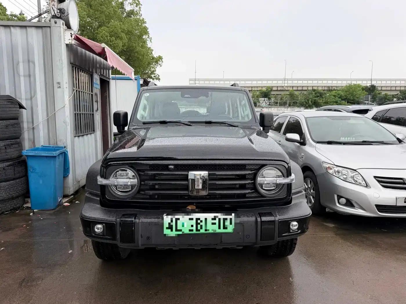 Tank 300 New Energy 2025 Hi4-T 37.1kWh — миниатюра 2
