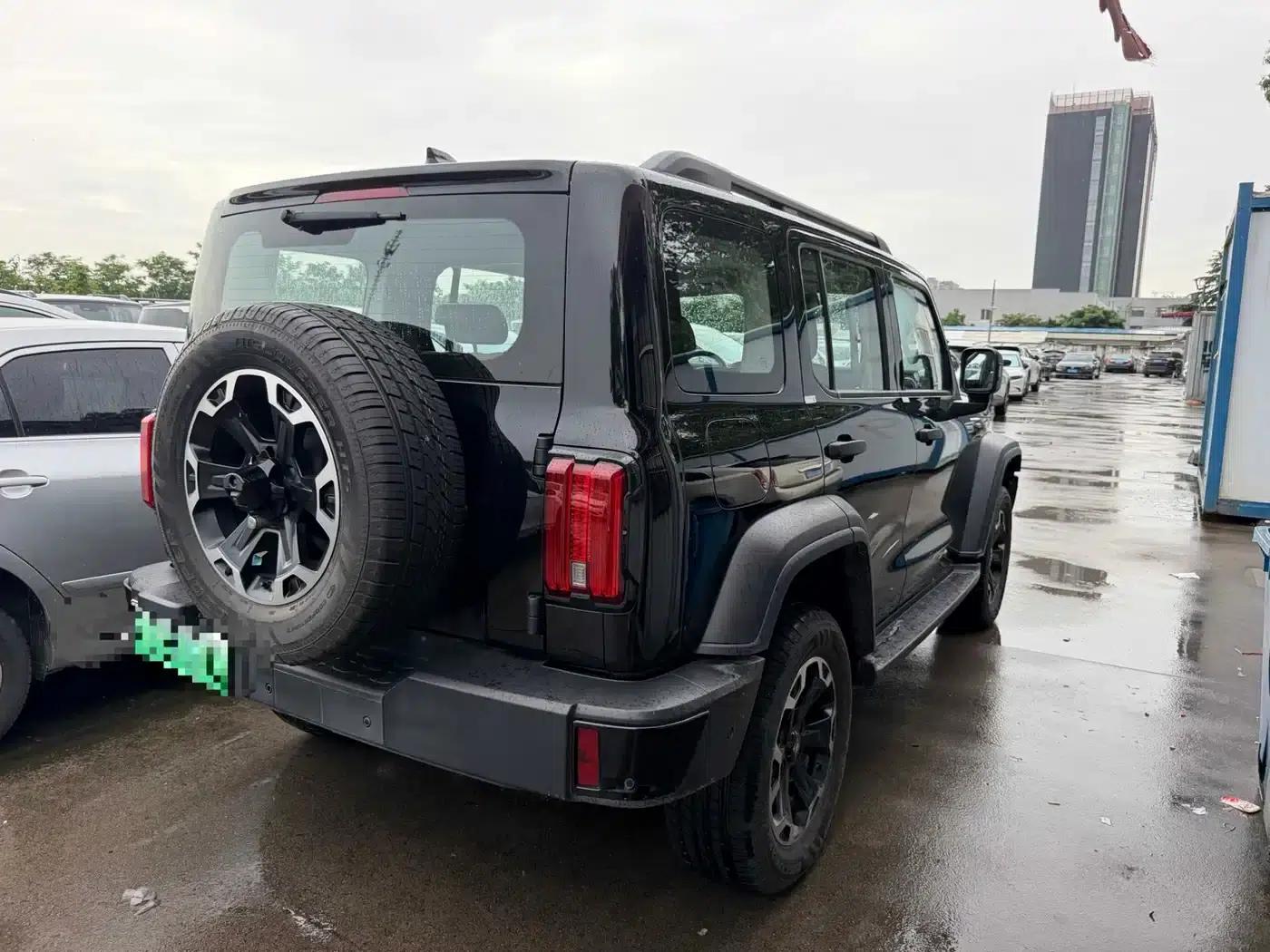 Tank 300 New Energy 2025 Hi4-T 37.1kWh — миниатюра 4