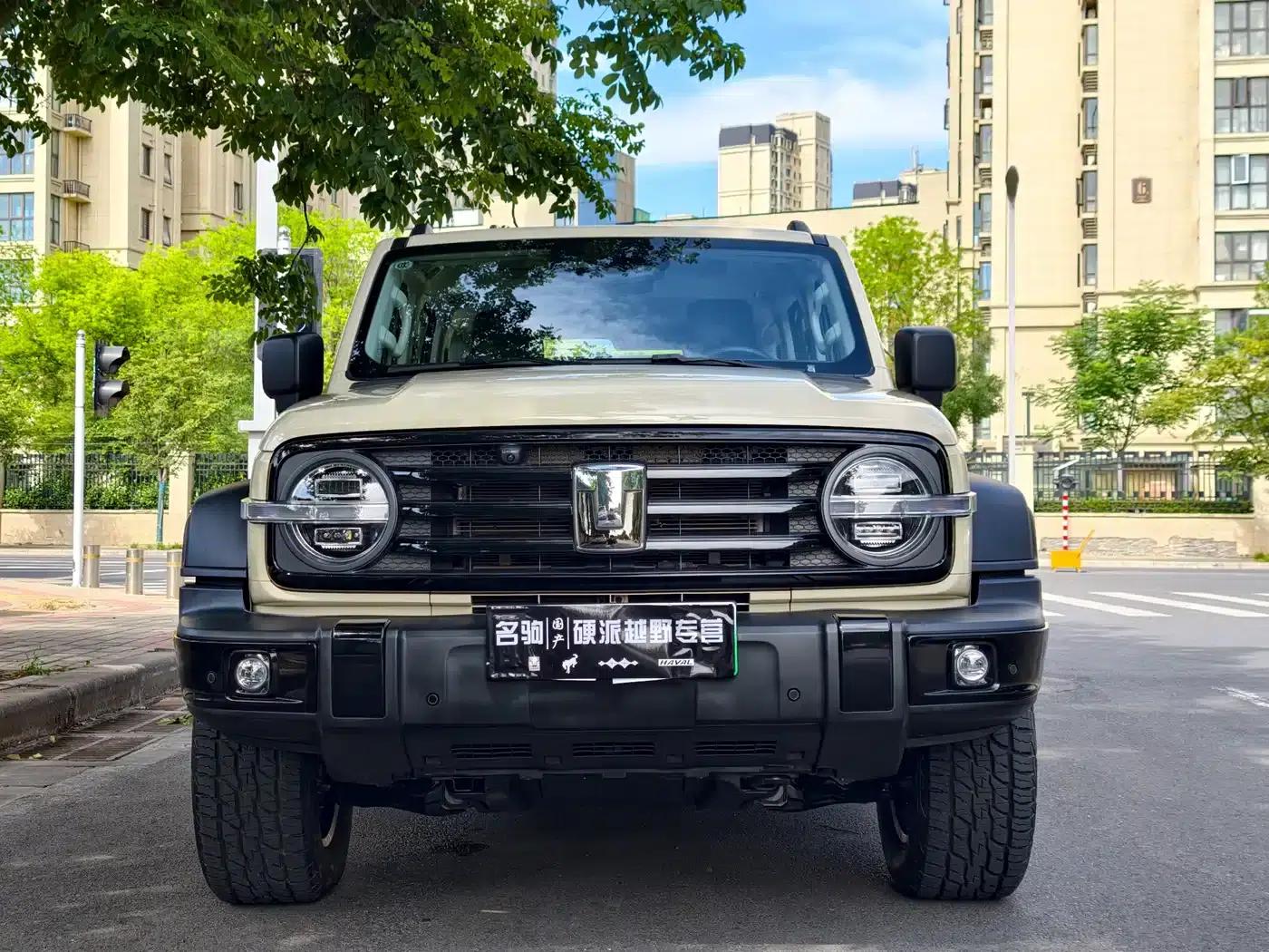 Tank 300 New Energy 2025 Hi4-T 37.1kWh — миниатюра 2