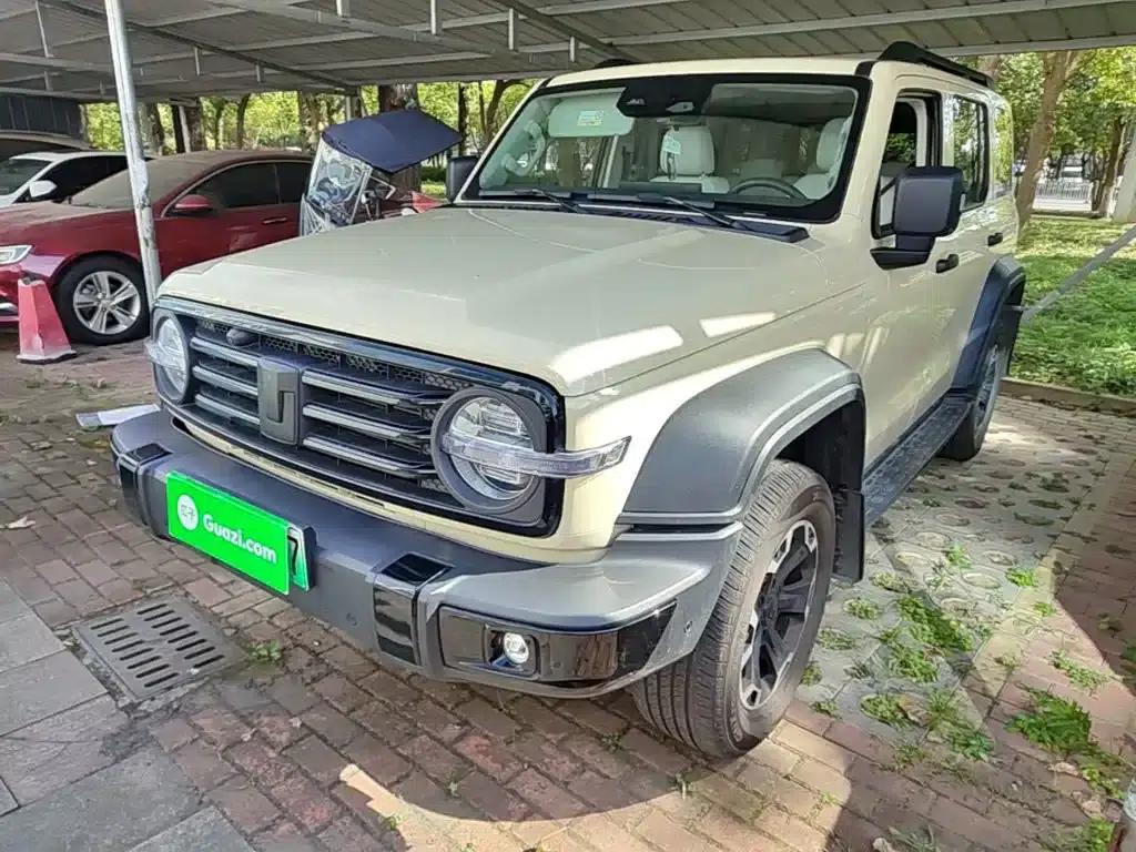 Tank 300 New Energy 2025 Hi4-T 37.1kWh — миниатюра 2