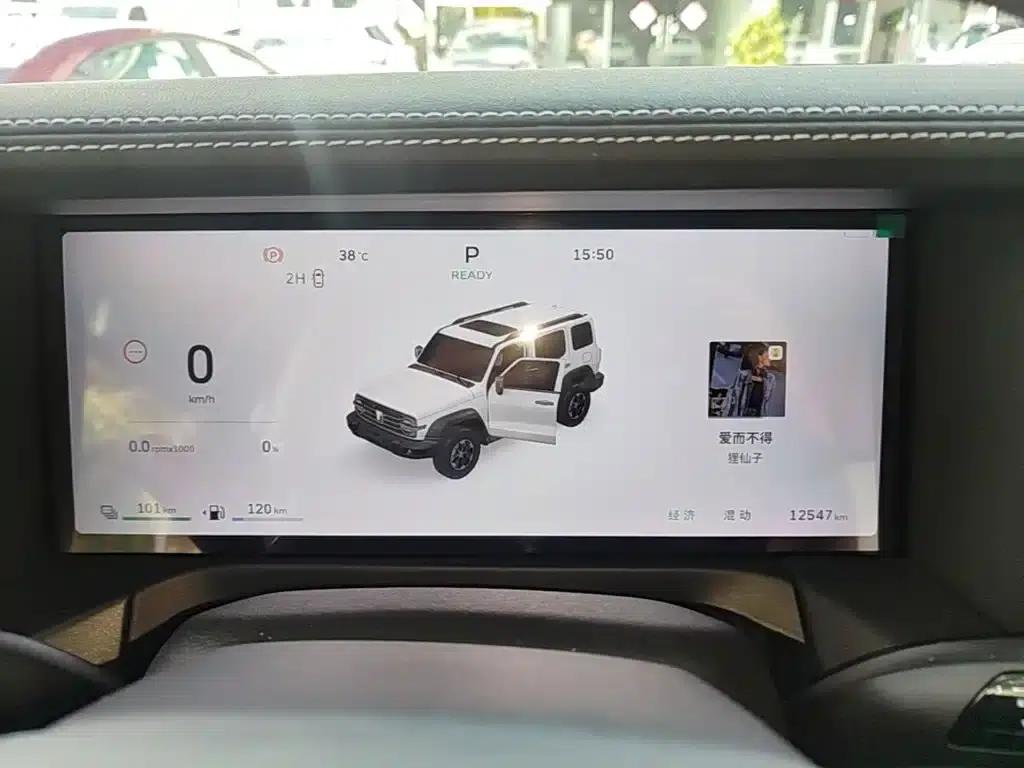 Tank 300 New Energy 2025 Hi4-T 37.1kWh — миниатюра 12
