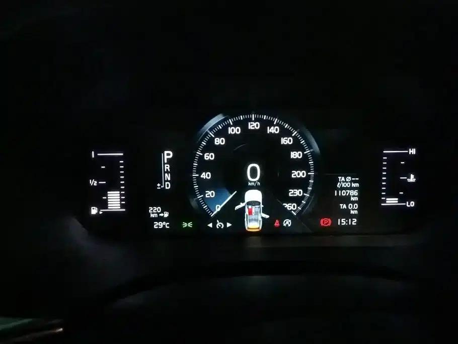 2018 Volvo XC60 T4 Smart Edition — миниатюра 14