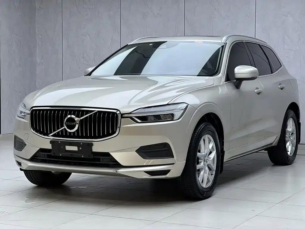 2018 Volvo XC60 T5 AWD Smart Edition — миниатюра 1