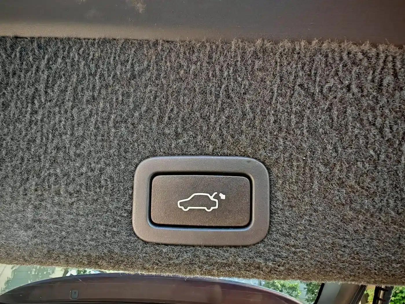 2015 Volvo XC60 T5 AWD Smart Edition — миниатюра 12