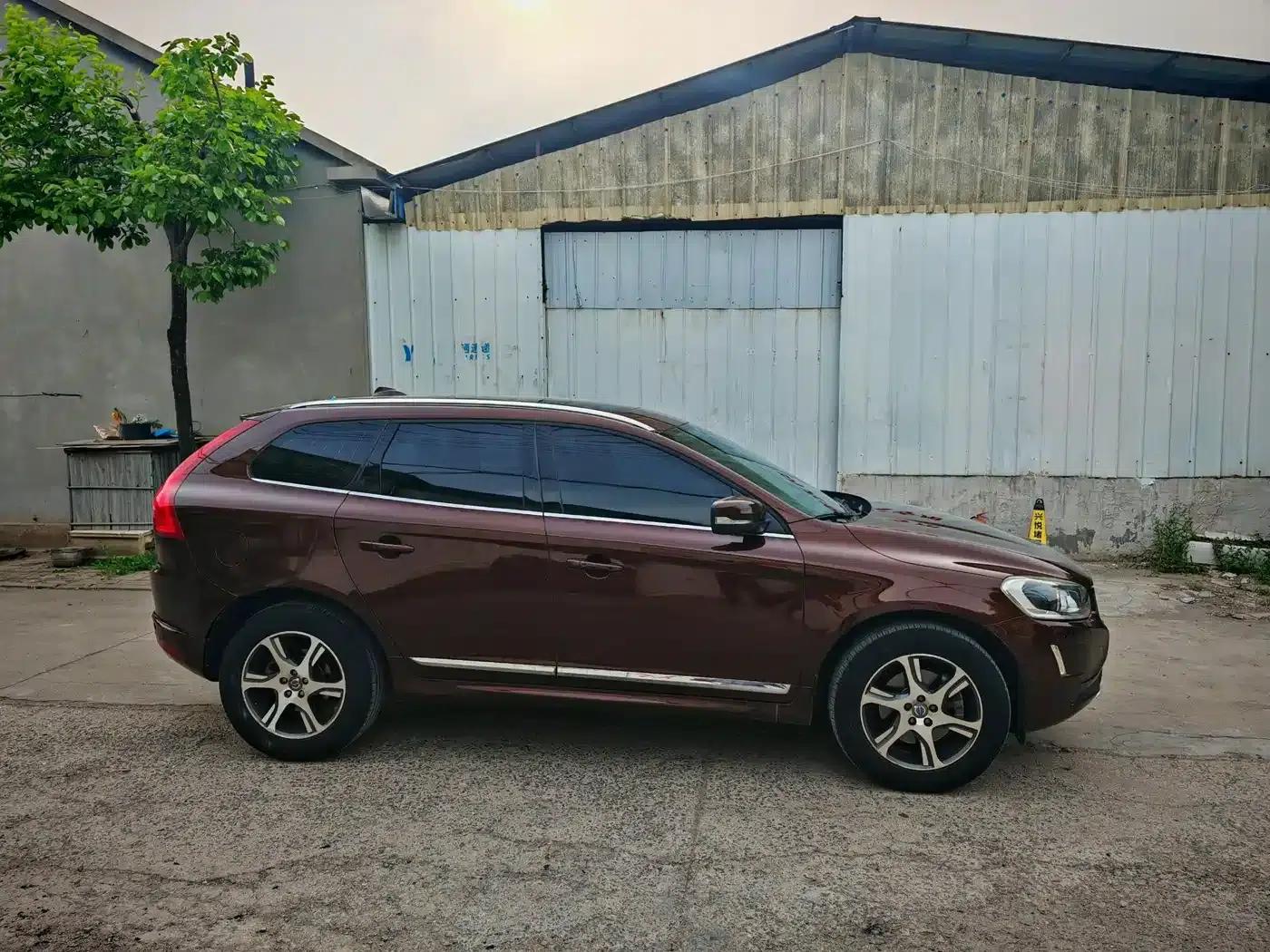 2015 Volvo XC60 T5 AWD Smart Edition — миниатюра 17