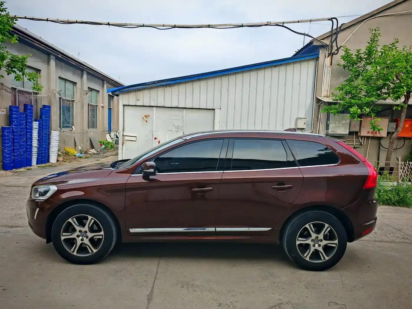 2015 Volvo XC60 T5 AWD Smart Edition — миниатюра 18