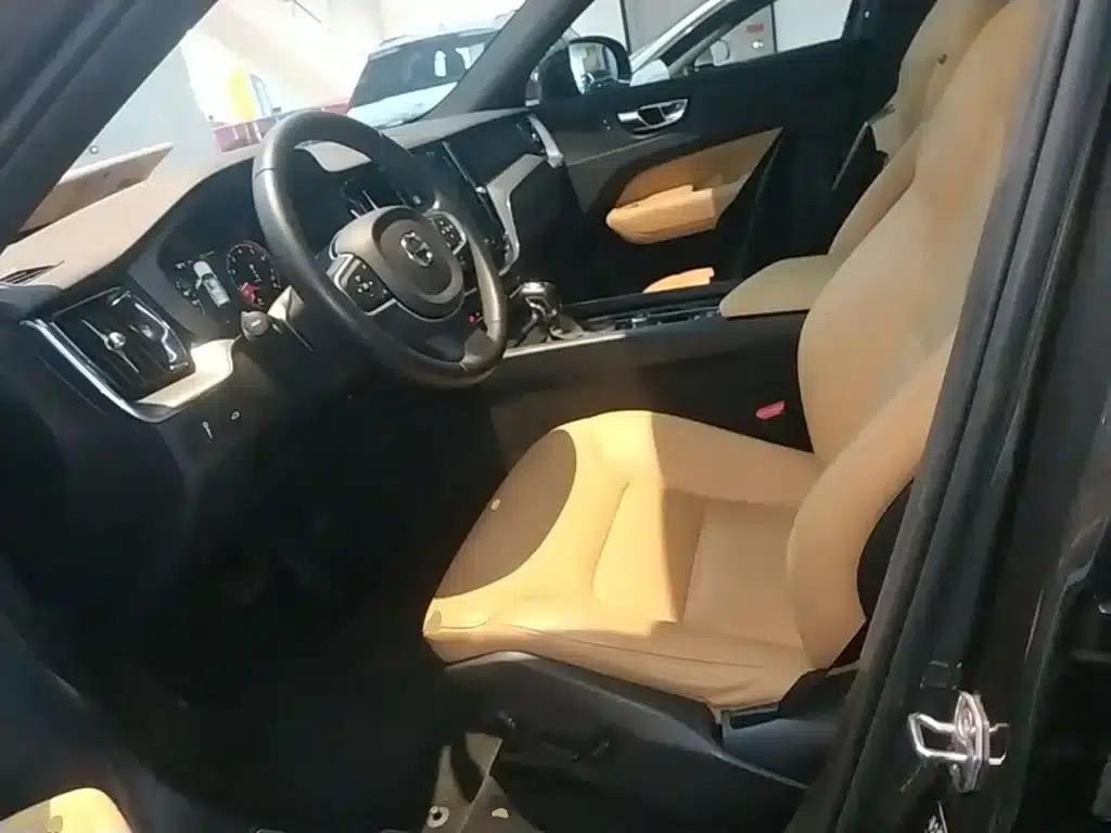 Volvo XC60 2019 T5 AWD Smart Edition (National V Emission Standard) — миниатюра 15