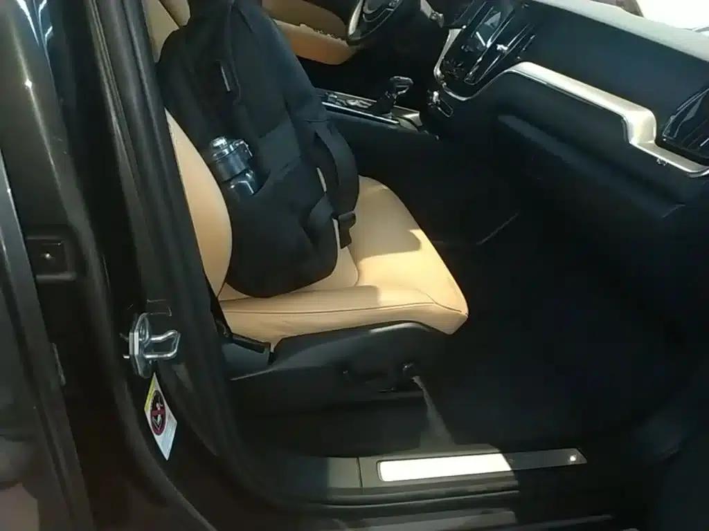 Volvo XC60 2019 T5 AWD Smart Edition (National V Emission Standard) — миниатюра 25