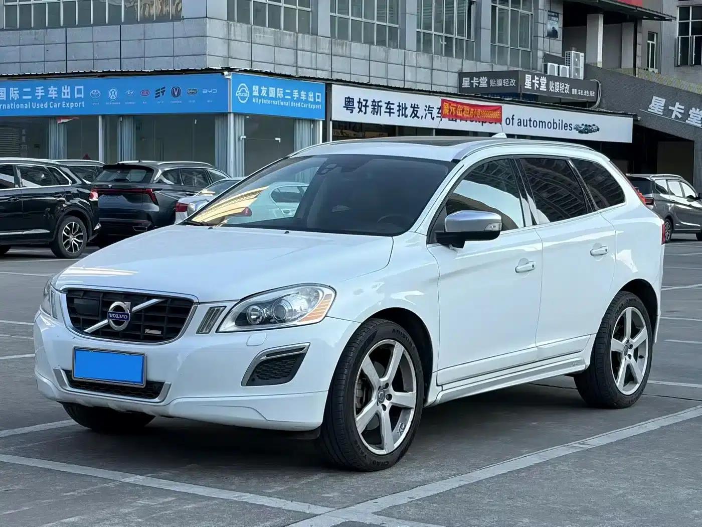 2012 Volvo XC60 (Imported) T5 Sport Edition — миниатюра 1