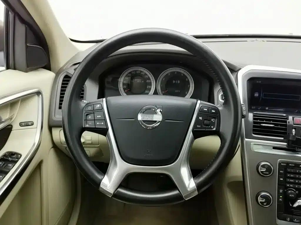 2013 Volvo XC60 Imported T5 Smart Edition — миниатюра 11
