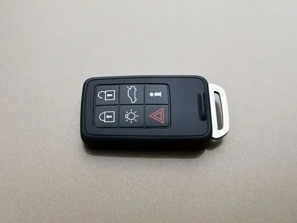 2013 Volvo XC60 Imported T5 Smart Edition — миниатюра 19