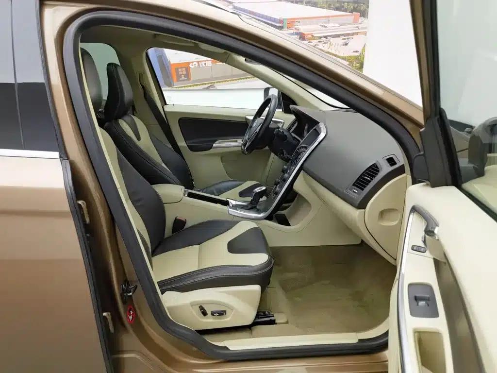 2013 Volvo XC60 Imported T5 Smart Edition — миниатюра 23