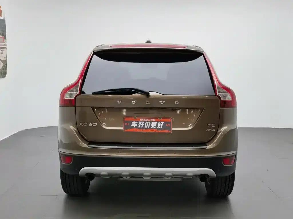 2013 Volvo XC60 Imported T5 Smart Edition — миниатюра 4