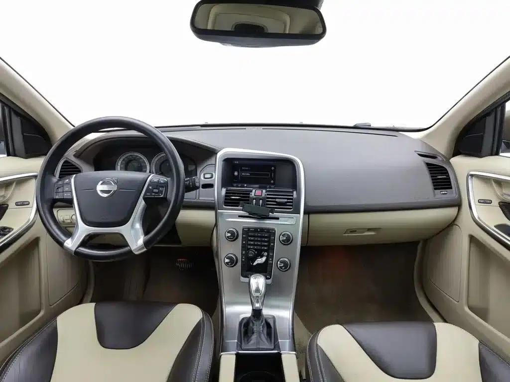 2013 Volvo XC60 Imported T5 Smart Edition — миниатюра 5