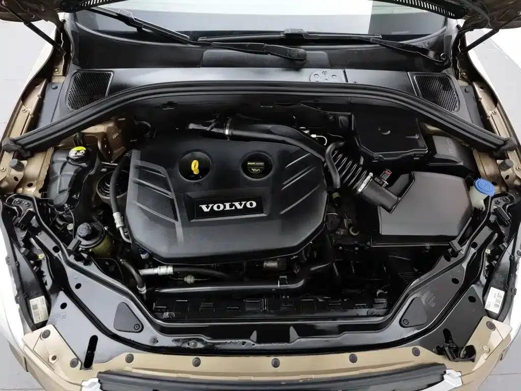 2013 Volvo XC60 Imported T5 Smart Edition — миниатюра 6