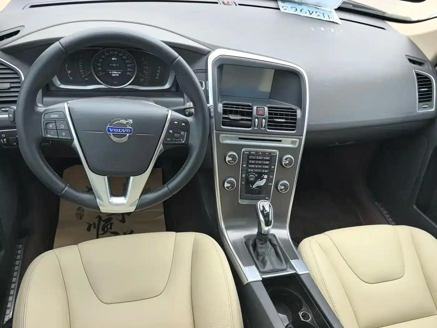 2014 Volvo XC60 Imported T5 Smart Edition — миниатюра 6