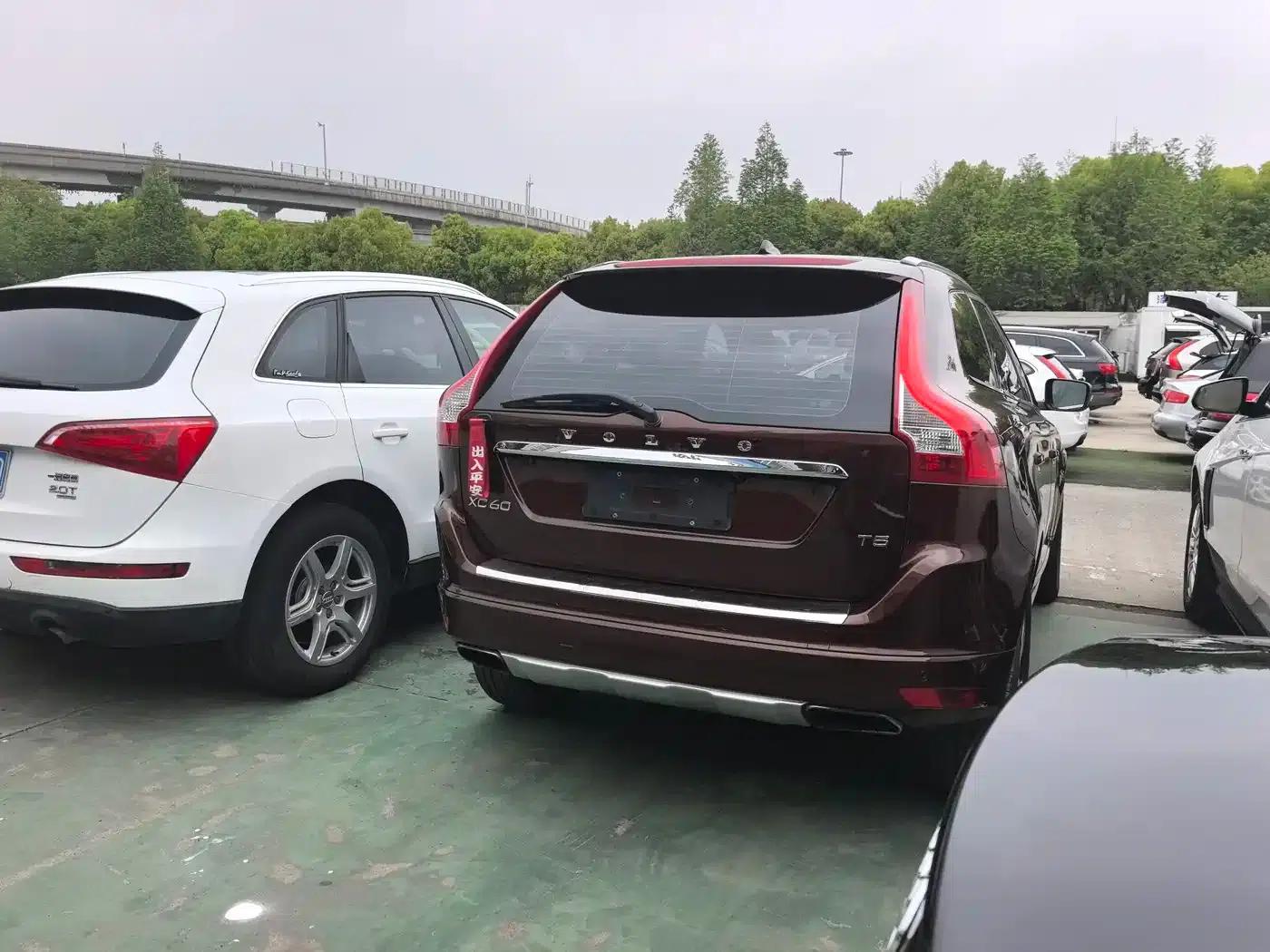 2014 Volvo XC60 Imported T5 Smart Edition — миниатюра 10