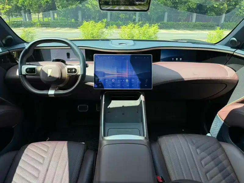 Avita 11 2022 Long Range Dual Motor Luxury Edition 5-Seater — миниатюра 11