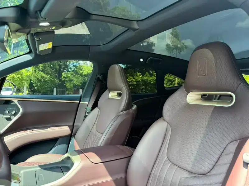 Avita 11 2022 Long Range Dual Motor Luxury Edition 5-Seater — миниатюра 15