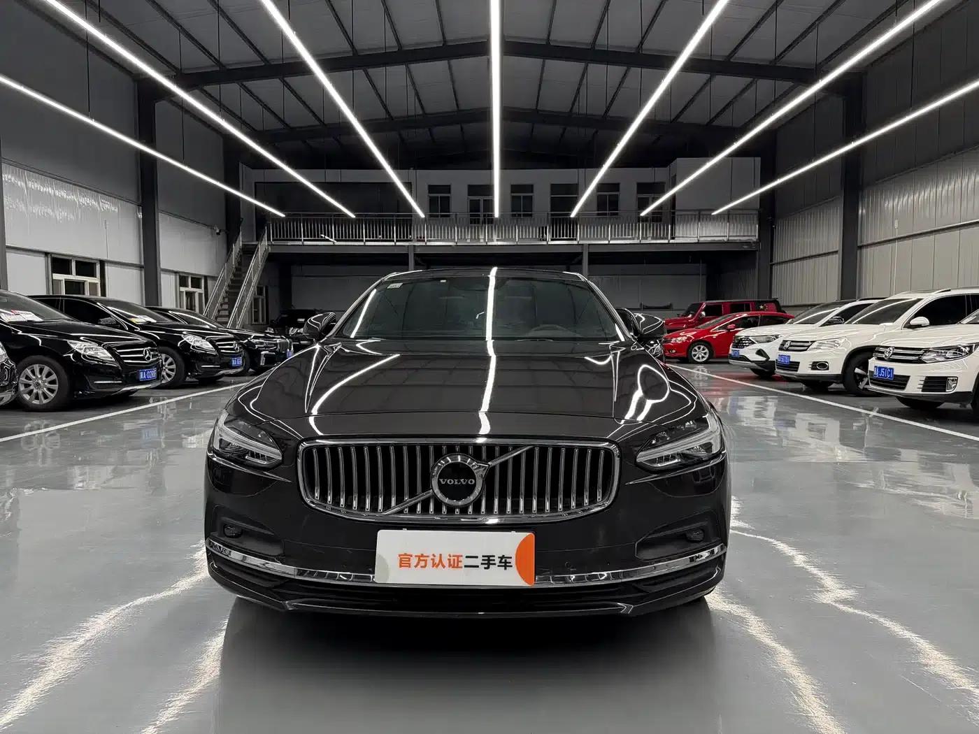 2021 Volvo S90 B5 Inscription Luxury Edition — миниатюра 2