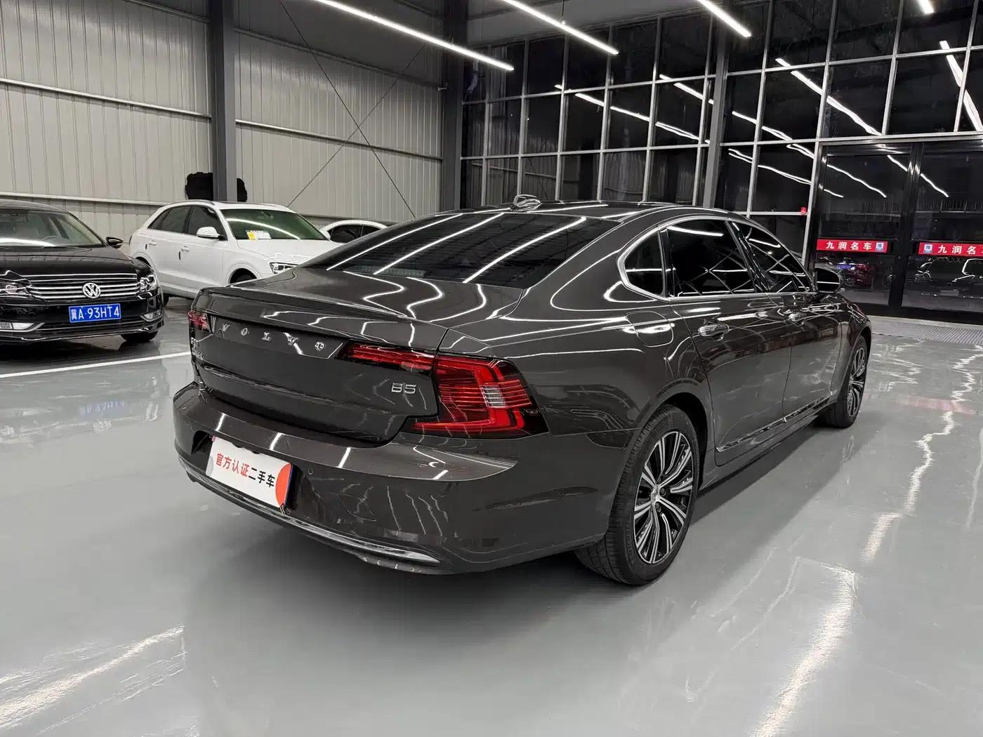 2021 Volvo S90 B5 Inscription Luxury Edition — миниатюра 16