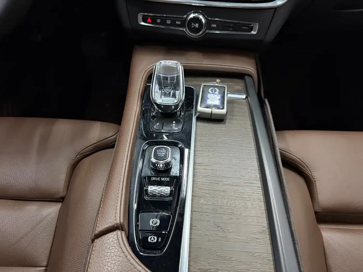 2021 Volvo S90 B5 Inscription Luxury Edition — миниатюра 7