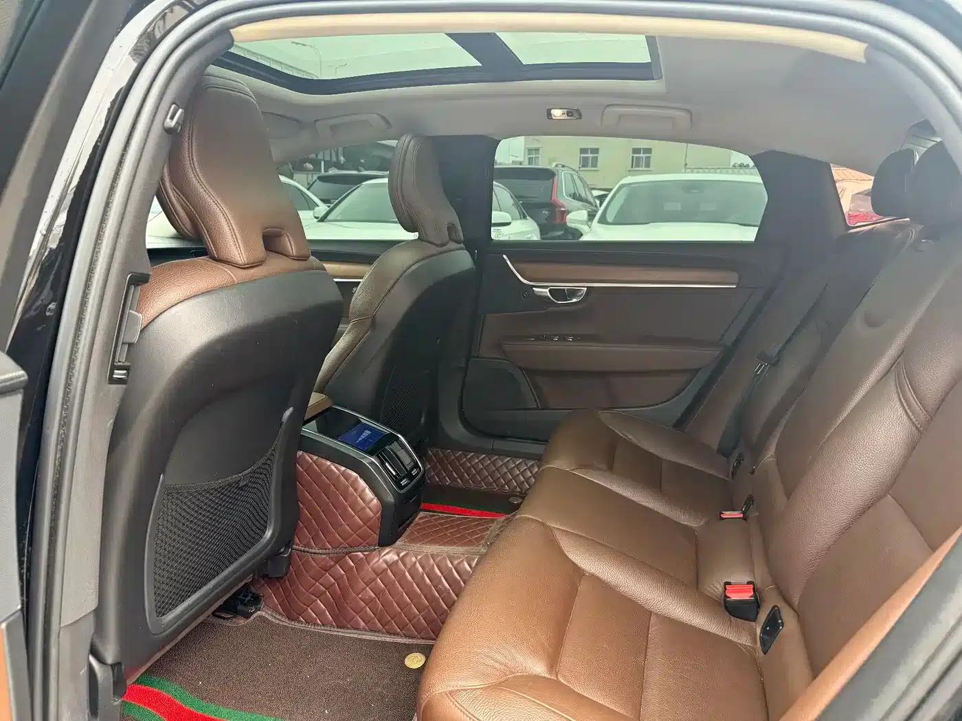 Volvo S90 2020 T5 Inscription Luxury Edition — миниатюра 4