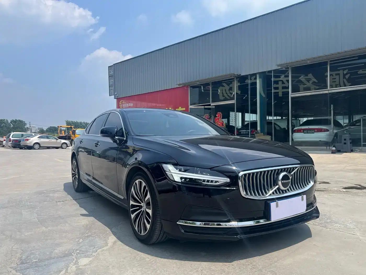 2023 Volvo S90 B5 Smart Luxury Edition — миниатюра 2
