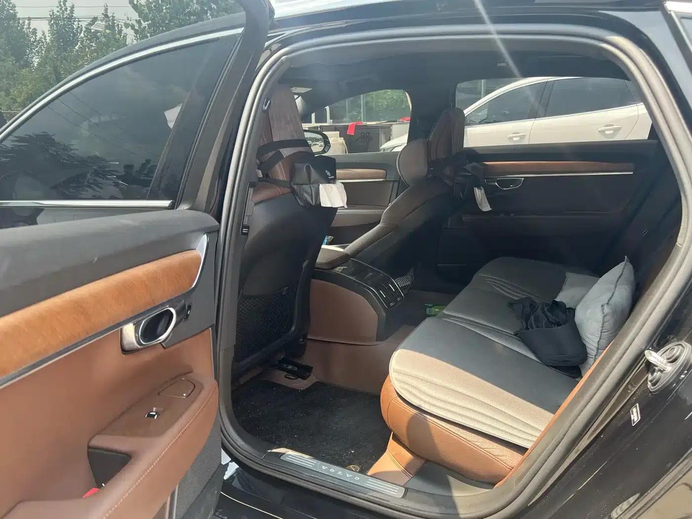 2023 Volvo S90 B5 Smart Luxury Edition — миниатюра 5