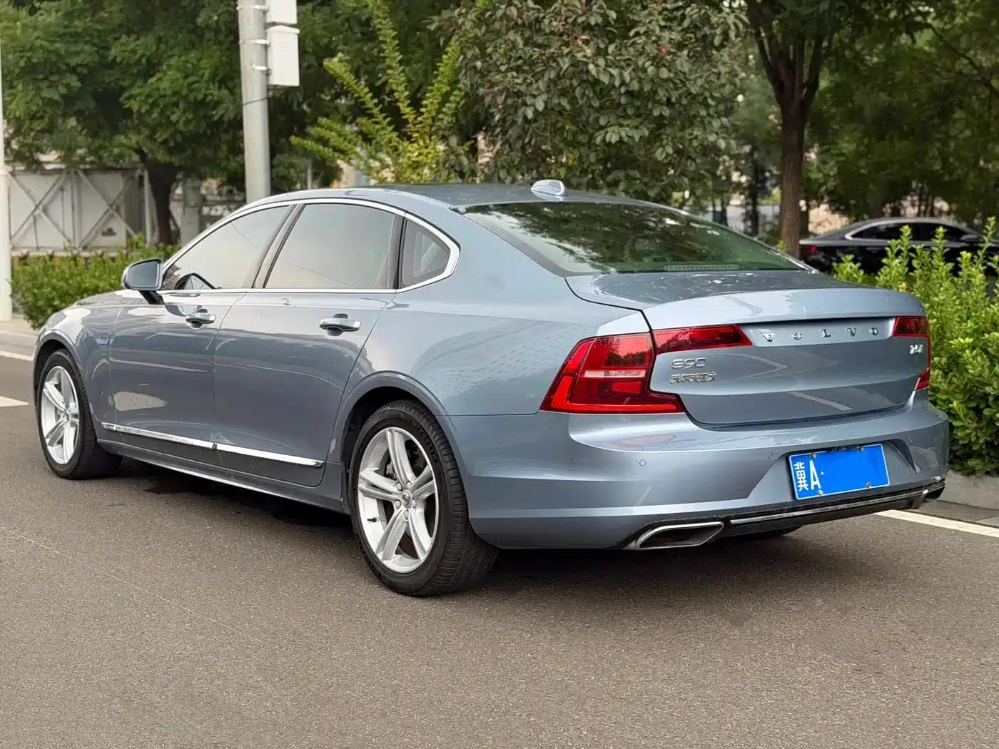 Volvo S90 2020 T5 Inscription Luxury Edition — миниатюра 3