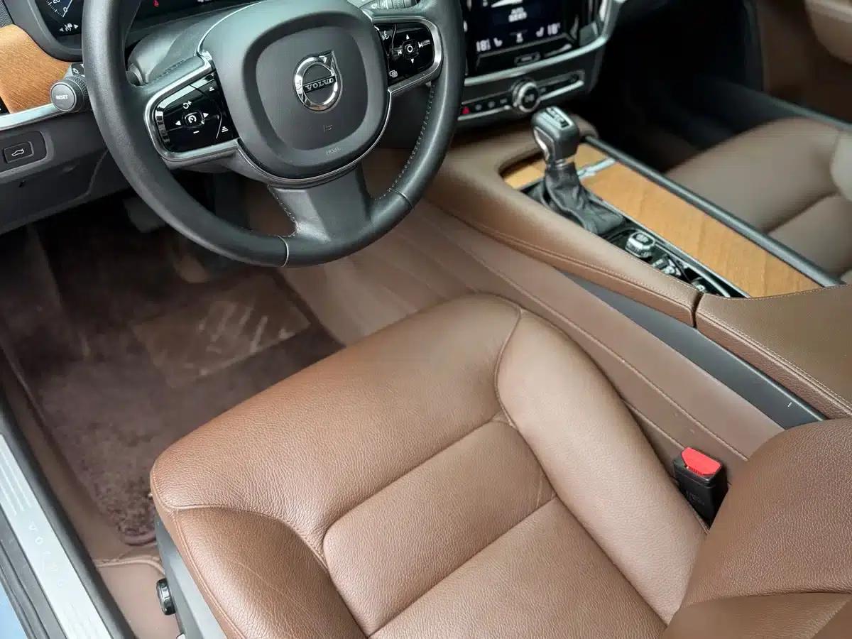 Volvo S90 2020 T5 Inscription Luxury Edition — миниатюра 5