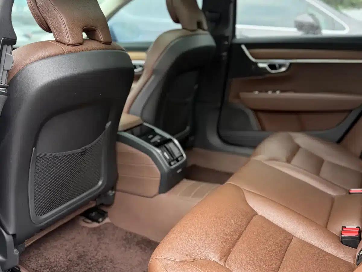 Volvo S90 2020 T5 Inscription Luxury Edition — миниатюра 10