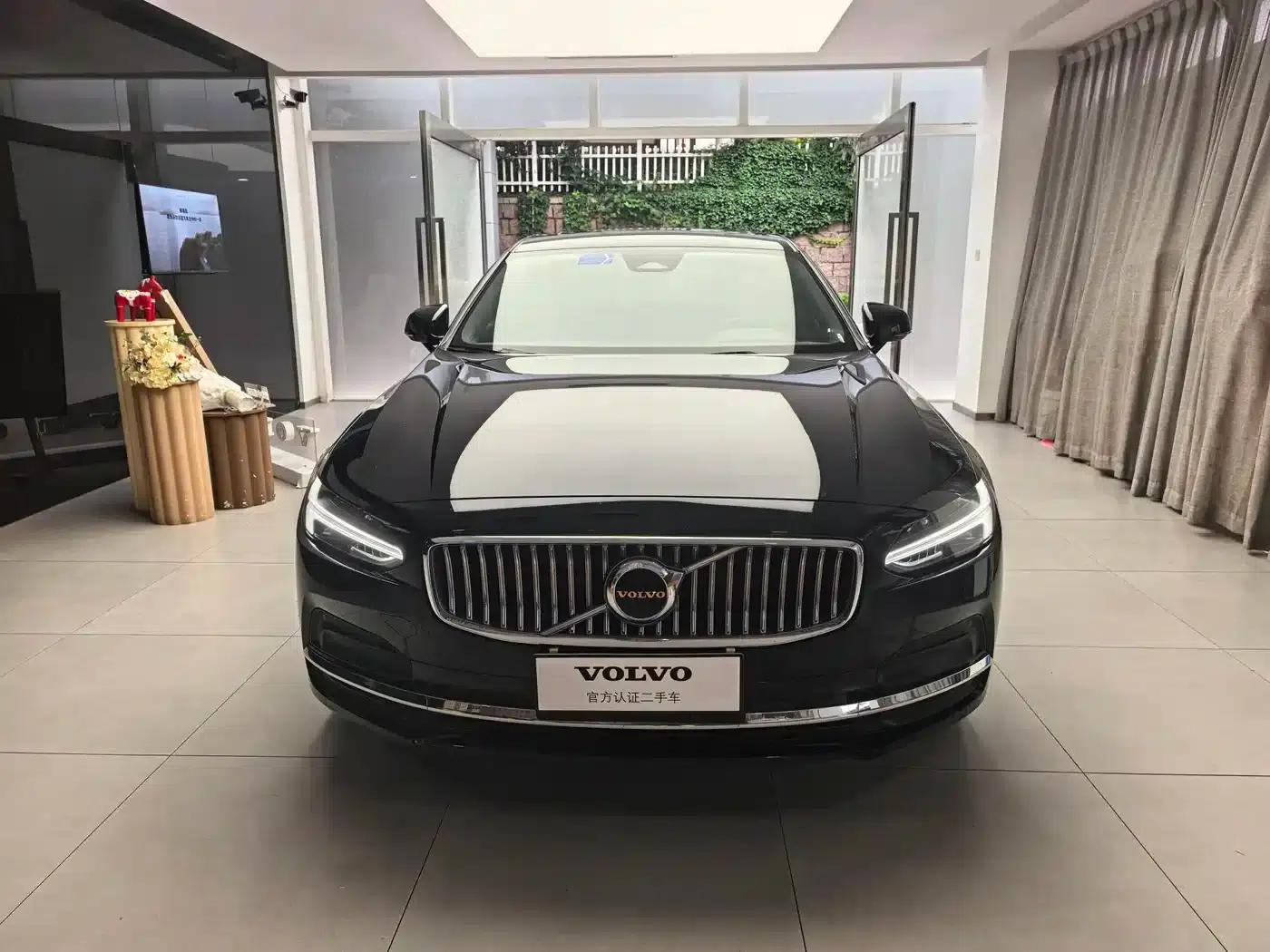 2025 Volvo S90 B5 Inscription Luxury Edition — миниатюра 2