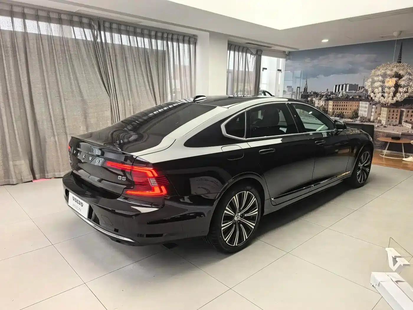 2025 Volvo S90 B5 Inscription Luxury Edition — миниатюра 18