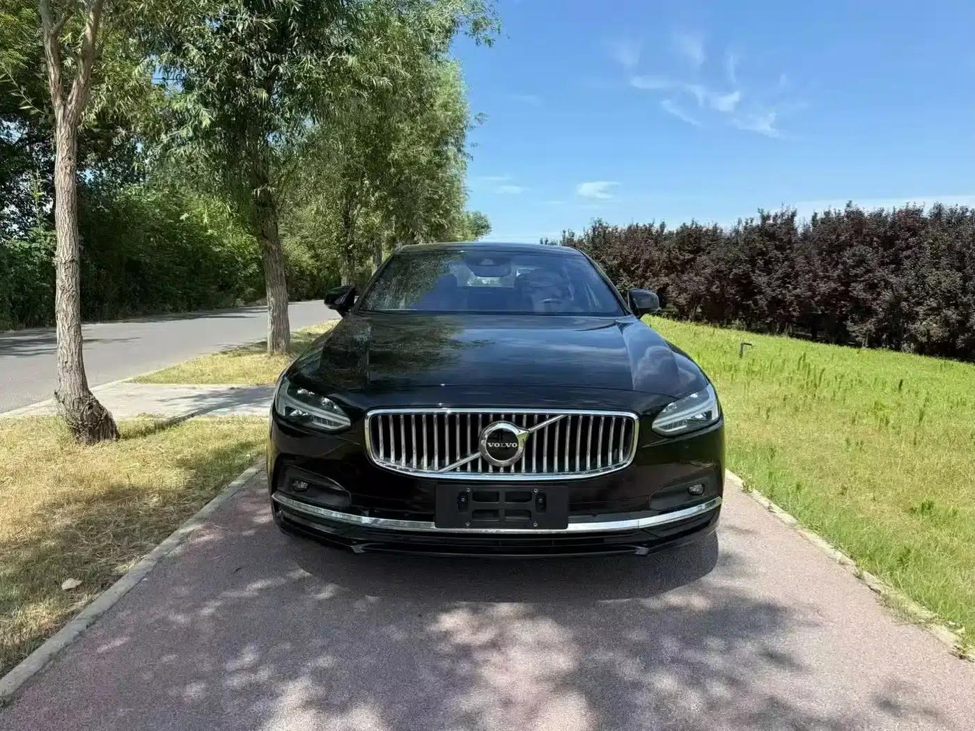 2020 Volvo S90 T5 Inscription Luxury Edition — миниатюра 2