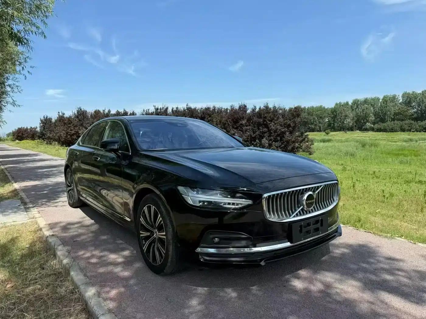 2020 Volvo S90 T5 Inscription Luxury Edition — миниатюра 3