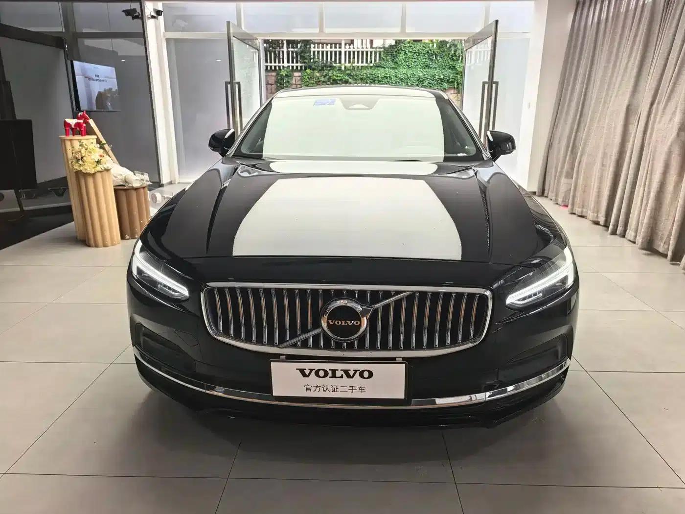 2025 Volvo S90 B5 Inscription Luxury Edition — миниатюра 2