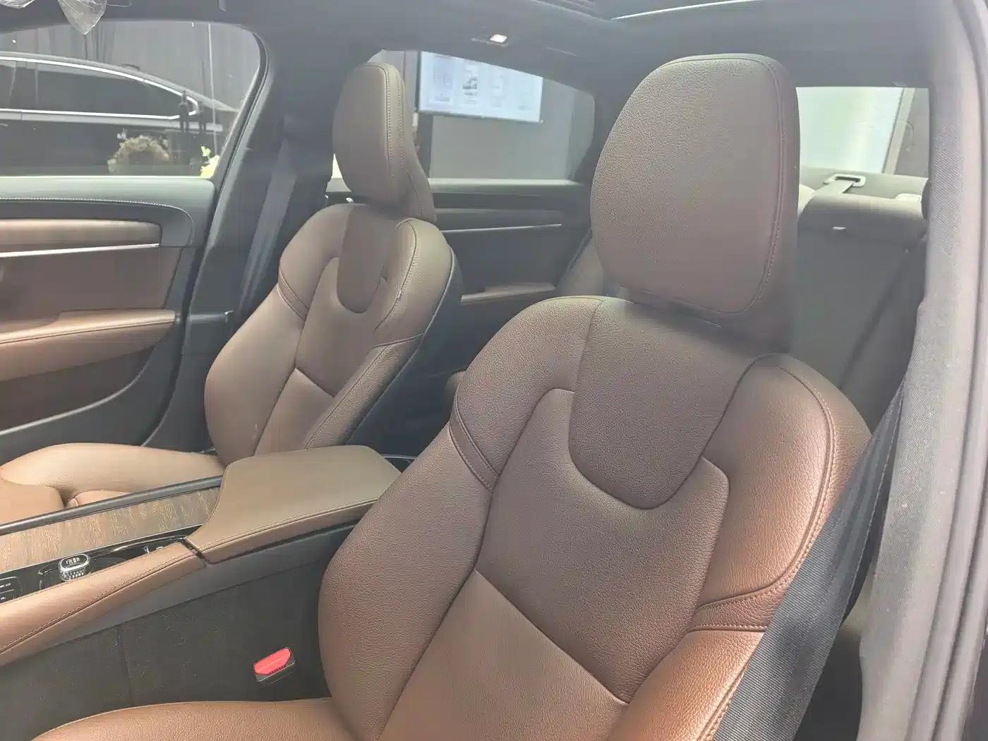 2025 Volvo S90 B5 Inscription Luxury Edition — миниатюра 6