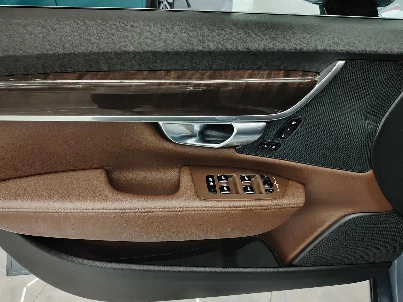 2018 Volvo S90 T4 Smart Edition — миниатюра 7