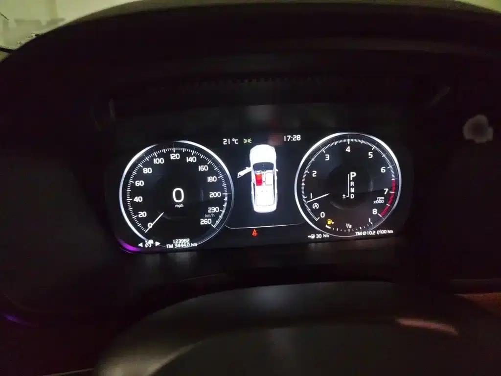 Volvo S90 2020 T5 Inscription Luxury Edition — миниатюра 4