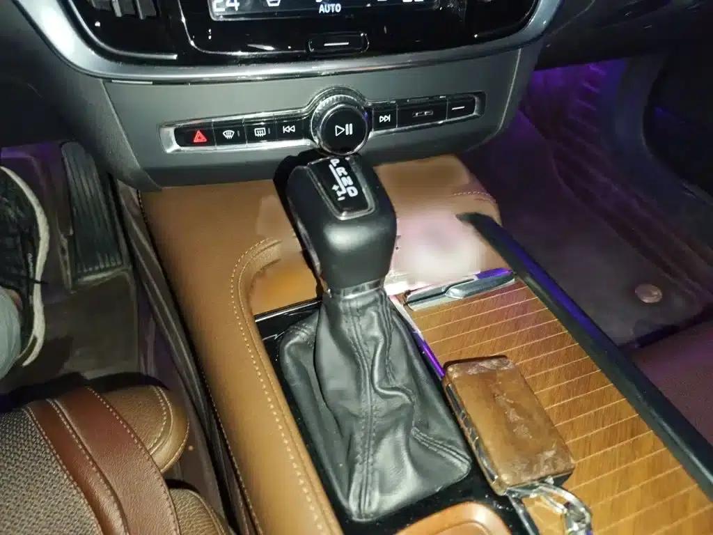 Volvo S90 2020 T5 Inscription Luxury Edition — миниатюра 7