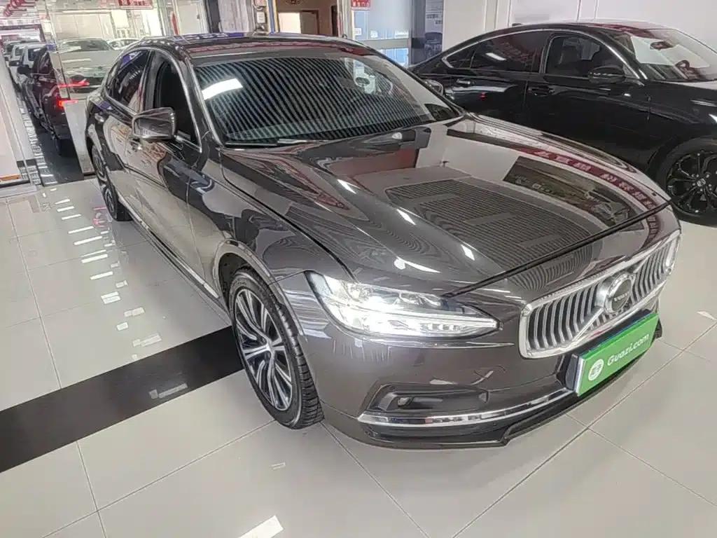 2021 Volvo S90 B5 Smart Luxury Edition — миниатюра 4