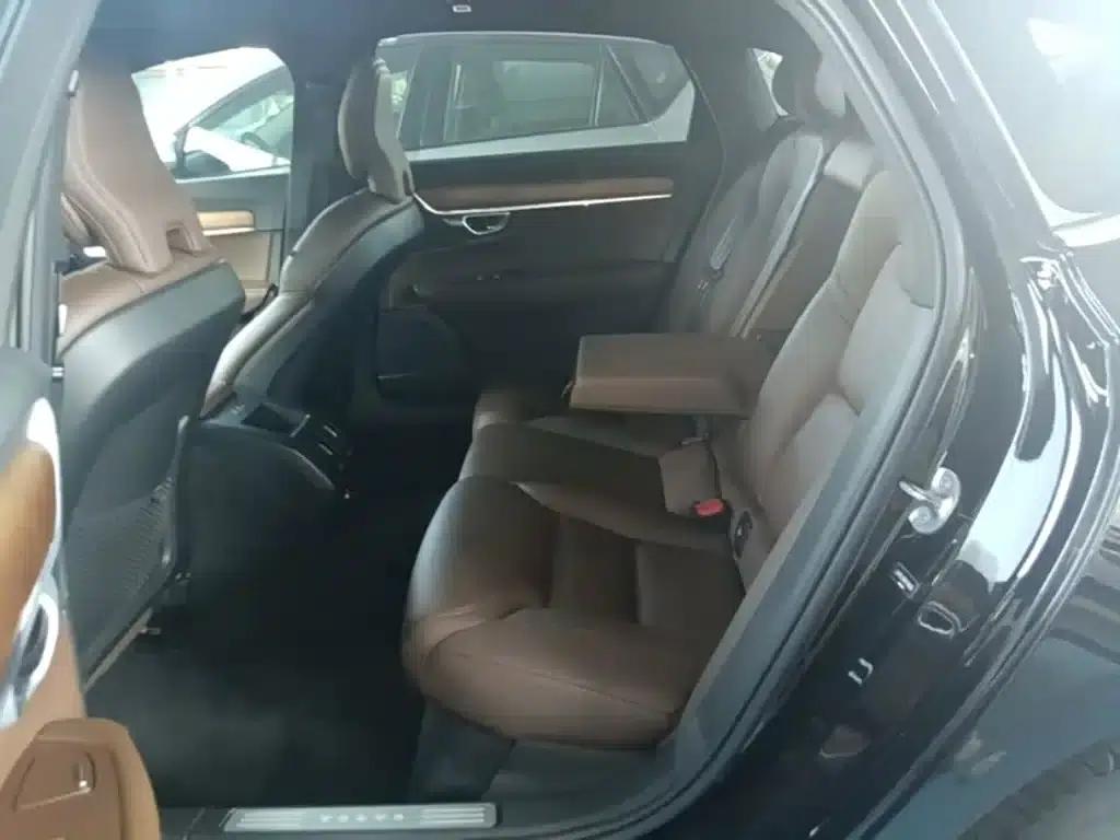 2023 Volvo S90 B5 Smart Luxury Edition — миниатюра 17