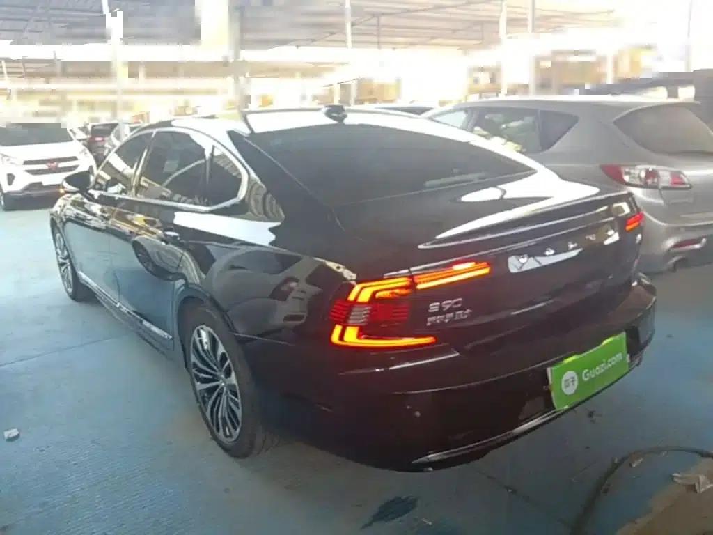 2023 Volvo S90 B5 Smart Luxury Edition — миниатюра 5