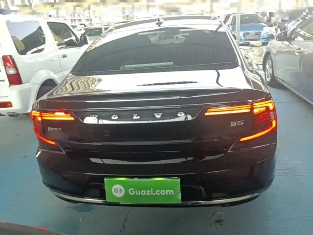 2023 Volvo S90 B5 Smart Luxury Edition — миниатюра 6